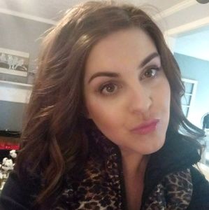 Meet your Posher, Michele